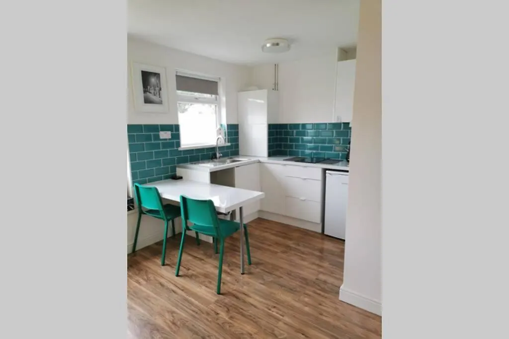 Apartamento Stylish Studio Bungalow, Close To Cardiff Centre Reino Unido